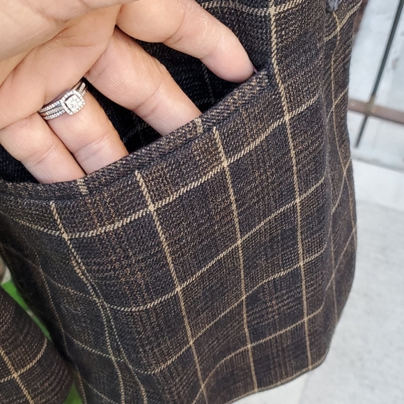 Chuck Hines Women's Suit Jacket - Picture 5 of 9